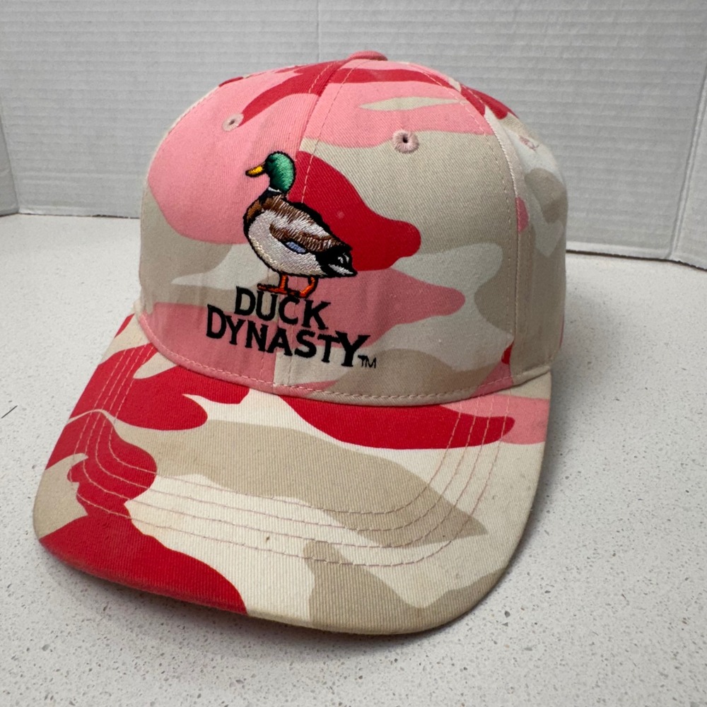 Duck Dynasty‎ Hat Pink Camo Embroidered Duck Adjustable Strapback Cap